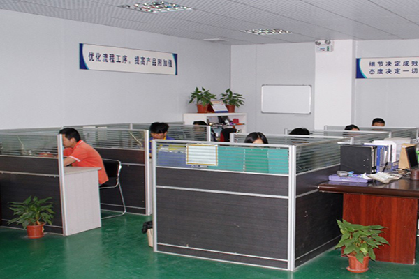 塑膠模具制造廠——智能手環(huán)外殼定制，找深圳博騰納